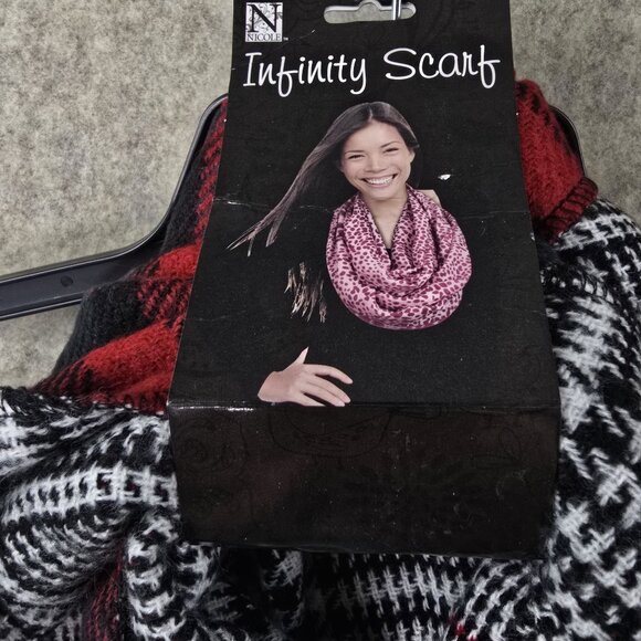 Nicole Infinity Scarf Black/White Houndstooth & Red Plaid 100% Acrylic - Picture 2 of 4